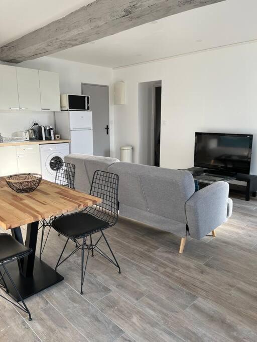 Appartement Centre De Guécélard エクステリア 写真